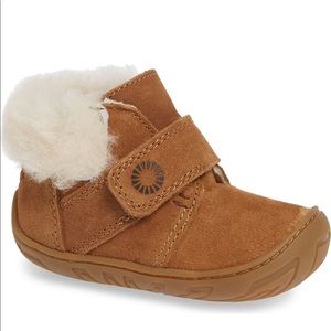 **TODDLER SIZE*** NAVY BLUE Ugg Boots